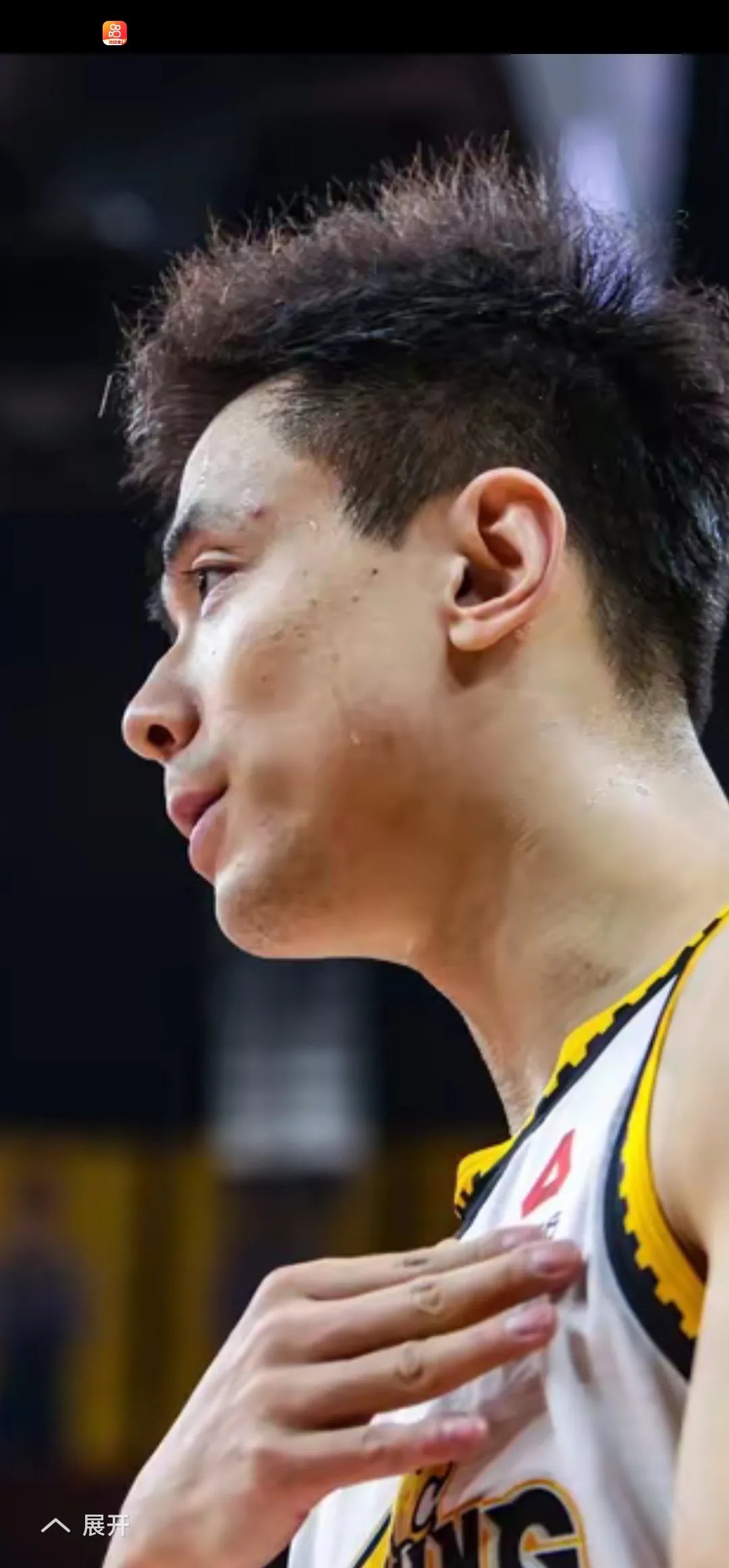 包含里程碑夜！深圳男篮手感冰凉，NBA季后赛集结日刷纪录，话题不断，资深球员宣示担当的词条